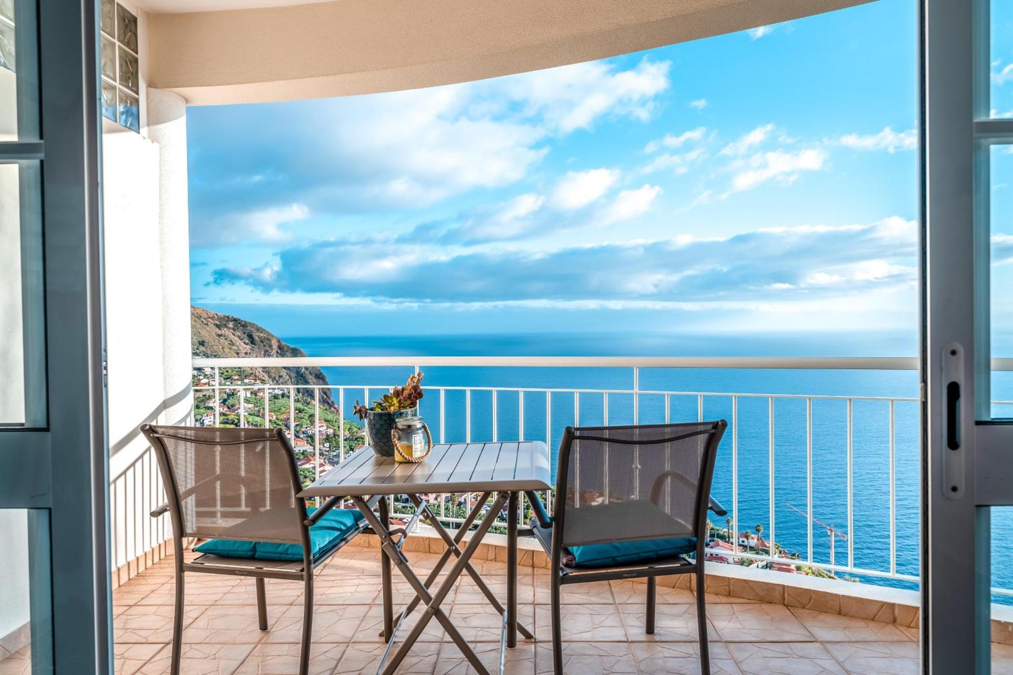 Casa Serena Apartments Arco da Calheta  Esterno foto